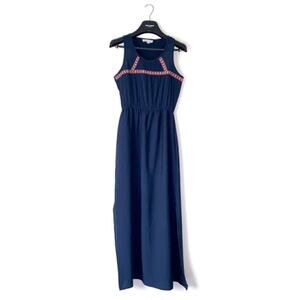 OLIVE & OAK‎ Maxi Dress Size XS Embroiedered Navy Sleeveless Slits